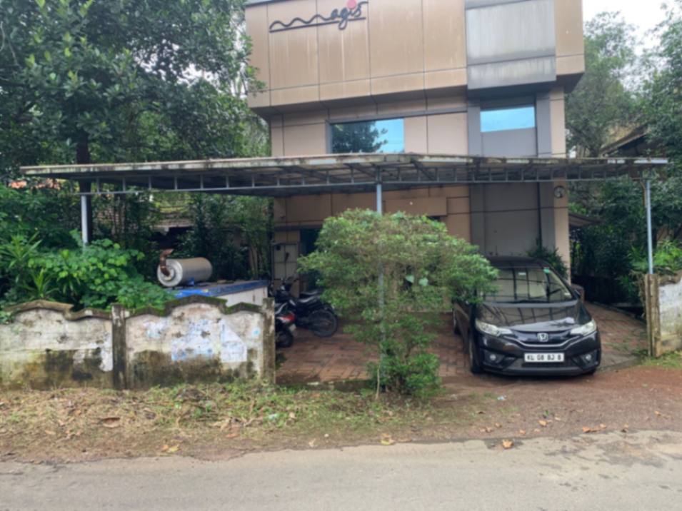 Commercial for Sale in Ayyanthole, Thrissur